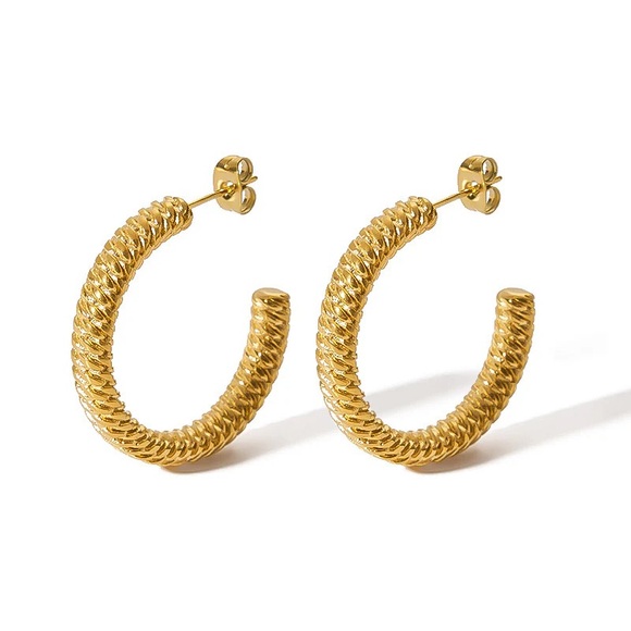 NEW💎18K Gold Plated Braided Hoop Earrings* - Picture 1 of 7